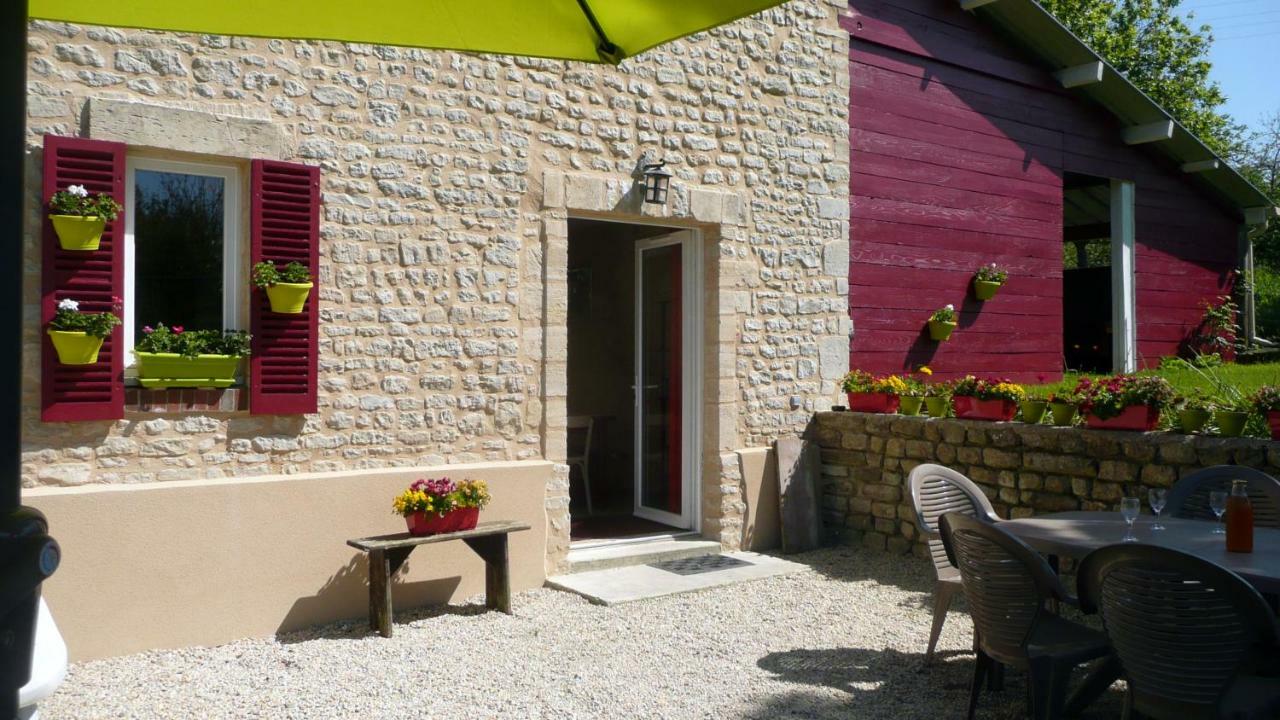 Gite De La Cour Vautier Mandeville-en-Bessin Экстерьер фото